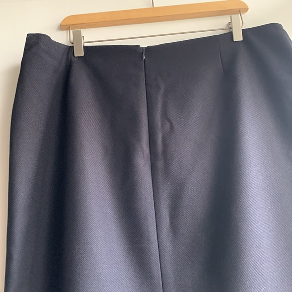 Calvin Klein Textured Skirt Size 16 - Picture 4 of 6